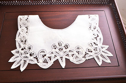 Battenburg Lace Collar. Style # 822 - Click Image to Close